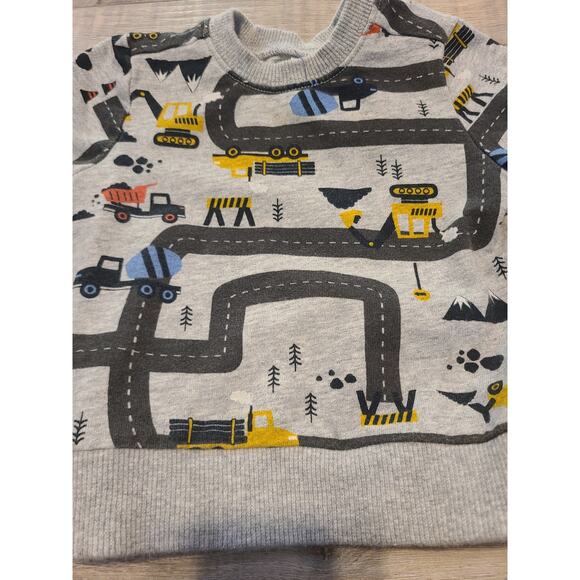 Carters 6 months boys sweater - Picture 2 of 6